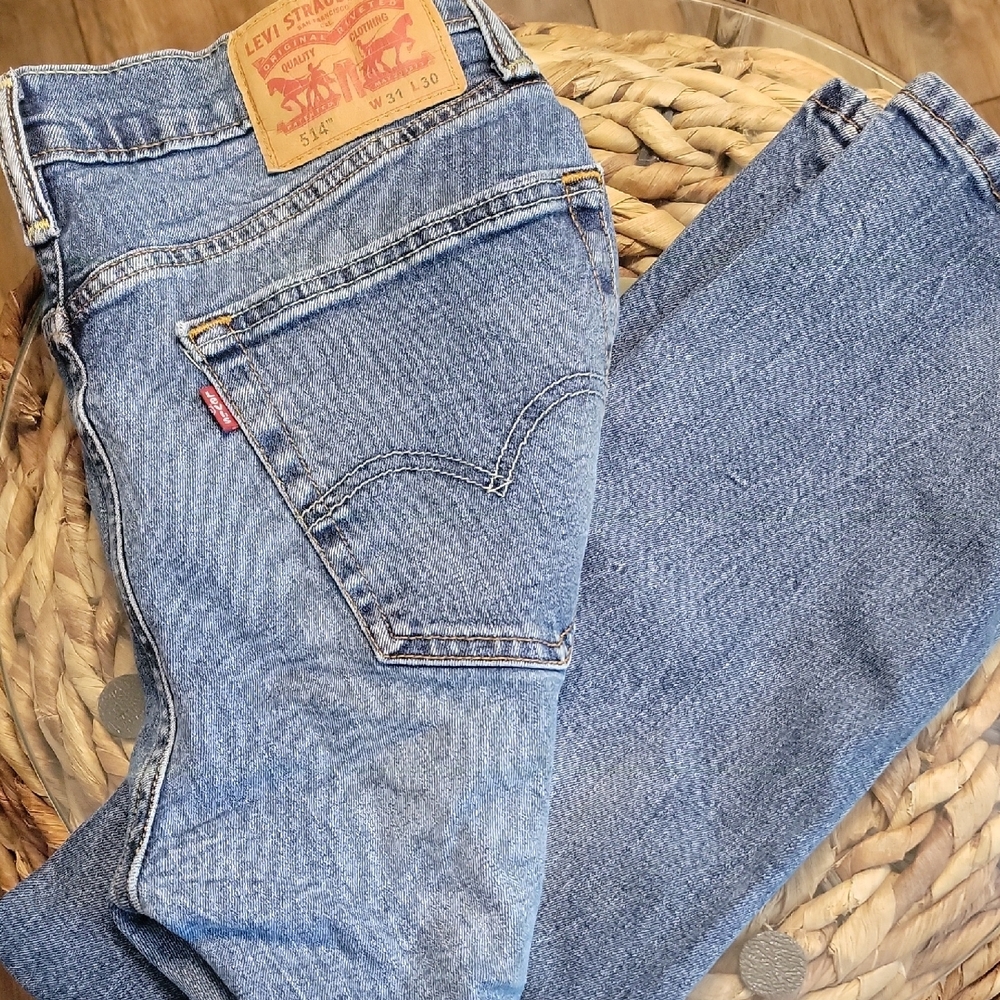 Levi's Classic Straight Blue Jeans with Leather Patch